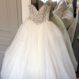Maggie Sottero wedding dress size 0